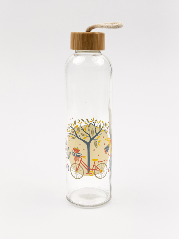 Trinkflasche aus Glas mit Baummotiv