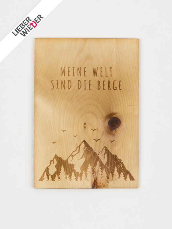 Postkarte aus Zirbenholz - Meine Welt sind die Berge2