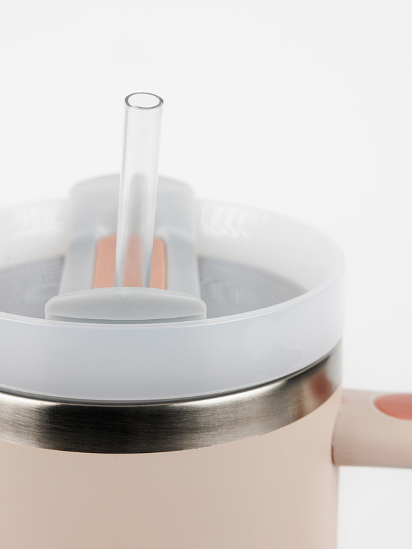 Edelstahl Thermobecher – Das Abenteuer ruft1