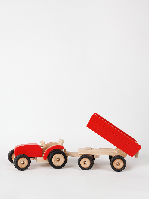 Spielzeug aus Holz – Traktor mit Anhänger1